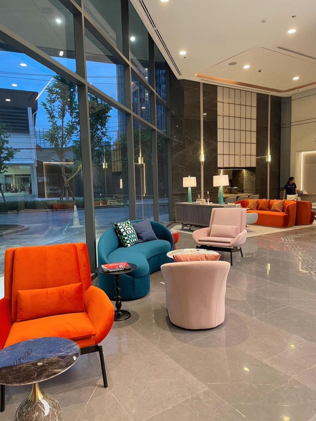 The Quarter Ratchayothin By Uhg Otel Bangkok Dış mekan fotoğraf
