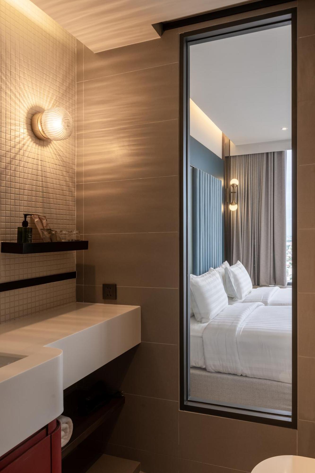The Quarter Ratchayothin By Uhg Otel Bangkok Dış mekan fotoğraf